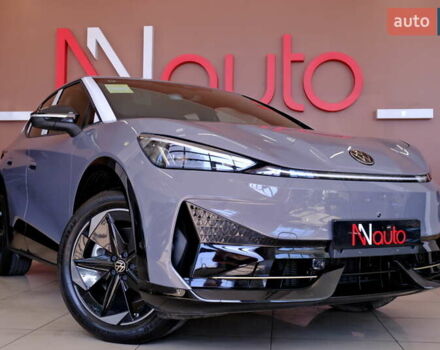 Серый Фольксваген ID. Unyx, объемом двигателя 0 л и пробегом 1 тыс. км за 31900 $, фото 10 на Automoto.ua