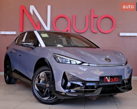 Серый Фольксваген ID. Unyx, объемом двигателя 0 л и пробегом 1 тыс. км за 31900 $, фото 7 на Automoto.ua