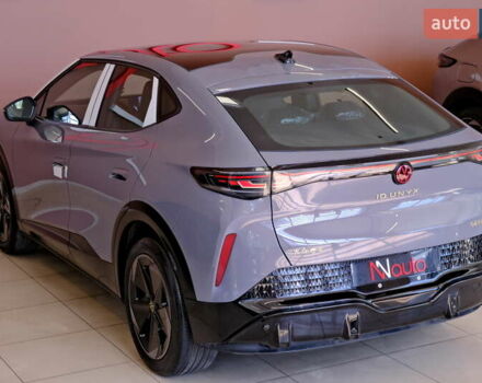 Серый Фольксваген ID. Unyx, объемом двигателя 0 л и пробегом 1 тыс. км за 31900 $, фото 22 на Automoto.ua