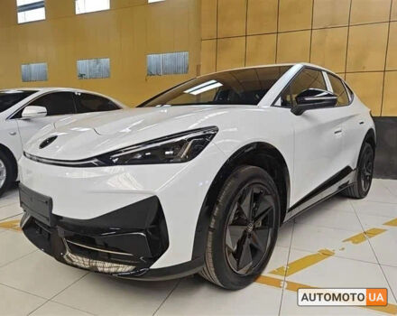 Серый Фольксваген ID. Unyx, объемом двигателя 0 л и пробегом 1 тыс. км за 28450 $, фото 1 на Automoto.ua