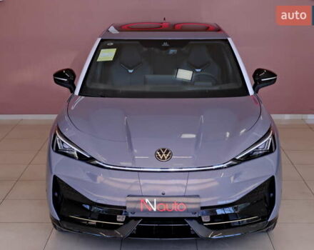 Серый Фольксваген ID. Unyx, объемом двигателя 0 л и пробегом 1 тыс. км за 31900 $, фото 1 на Automoto.ua