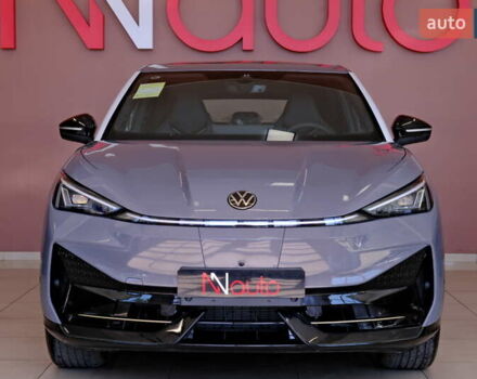 Серый Фольксваген ID. Unyx, объемом двигателя 0 л и пробегом 1 тыс. км за 31900 $, фото 2 на Automoto.ua