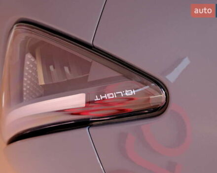 Серый Фольксваген ID. Unyx, объемом двигателя 0 л и пробегом 1 тыс. км за 31900 $, фото 56 на Automoto.ua