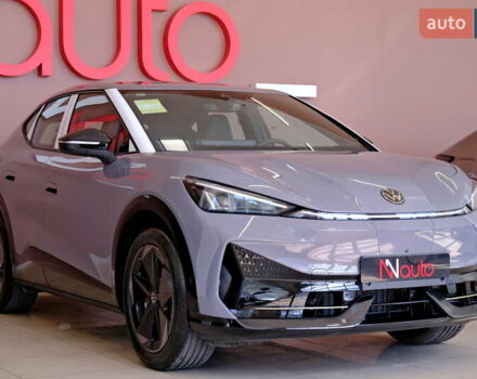 Серый Фольксваген ID. Unyx, объемом двигателя 0 л и пробегом 1 тыс. км за 31900 $, фото 6 на Automoto.ua