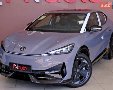 Серый Фольксваген ID. Unyx, объемом двигателя 0 л и пробегом 1 тыс. км за 31900 $, фото 14 на Automoto.ua