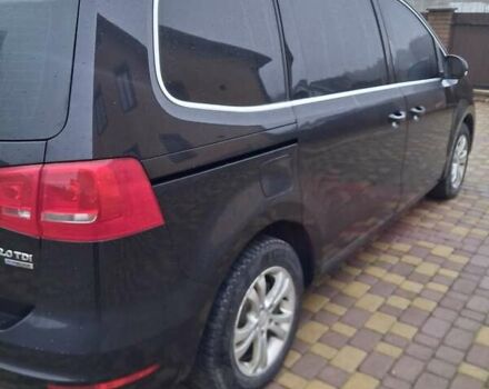 Чорний Фольксваген Suran, об'ємом двигуна 2 л та пробігом 299 тис. км за 12200 $, фото 6 на Automoto.ua