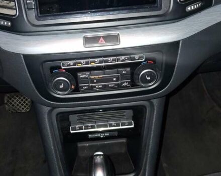 Чорний Фольксваген Suran, об'ємом двигуна 2 л та пробігом 299 тис. км за 12200 $, фото 10 на Automoto.ua