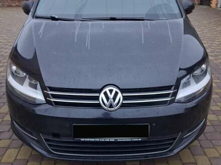 Чорний Фольксваген Suran, об'ємом двигуна 2 л та пробігом 299 тис. км за 12200 $, фото 1 на Automoto.ua