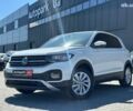 Белый Фольксваген T-Cross, объемом двигателя 1 л и пробегом 30 тыс. км за 22890 $, фото 1 на Automoto.ua