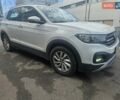 Белый Фольксваген T-Cross, объемом двигателя 1 л и пробегом 85 тыс. км за 19000 $, фото 2 на Automoto.ua