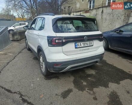 Белый Фольксваген T-Cross, объемом двигателя 1 л и пробегом 85 тыс. км за 19000 $, фото 4 на Automoto.ua