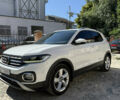 Белый Фольксваген T-Cross, объемом двигателя 1 л и пробегом 37 тыс. км за 20500 $, фото 4 на Automoto.ua