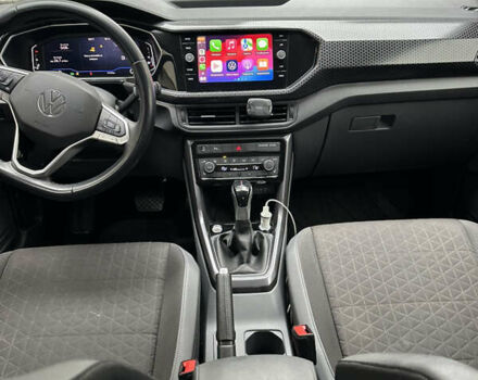 Фольксваген T-Cross 2021 в Житомире на Automoto.ua Белый Фольксваген T-Cross, объемом двигателя 1 л и пробегом 39 тыс. км за 19999 $, фото 8 на Automoto.ua