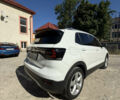 Белый Фольксваген T-Cross, объемом двигателя 1 л и пробегом 37 тыс. км за 20500 $, фото 6 на Automoto.ua