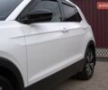 Белый Фольксваген T-Cross, объемом двигателя 1 л и пробегом 29 тыс. км за 21500 $, фото 3 на Automoto.ua