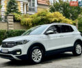 Білий Фольксваген T-Cross, об'ємом двигуна 1 л та пробігом 30 тис. км за 19800 $, фото 2 на Automoto.ua