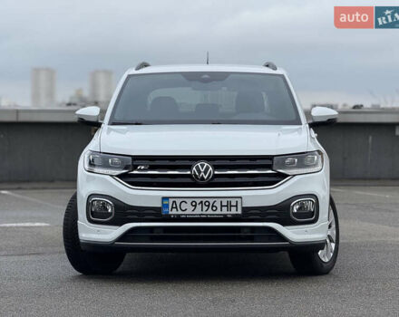 Білий Фольксваген T-Cross, об'ємом двигуна 1.5 л та пробігом 25 тис. км за 29499 $, фото 2 на Automoto.ua