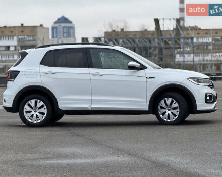 Білий Фольксваген T-Cross, об'ємом двигуна 1.5 л та пробігом 25 тис. км за 29499 $, фото 10 на Automoto.ua