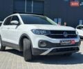 Белый Фольксваген T-Cross, объемом двигателя 1 л и пробегом 30 тыс. км за 19300 $, фото 12 на Automoto.ua
