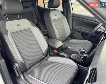 Білий Фольксваген T-Cross, об'ємом двигуна 1.5 л та пробігом 25 тис. км за 29000 $, фото 18 на Automoto.ua