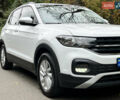 Білий Фольксваген T-Cross, об'ємом двигуна 1 л та пробігом 30 тис. км за 19800 $, фото 4 на Automoto.ua