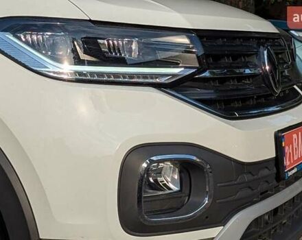 Белый Фольксваген T-Cross, объемом двигателя 1.2 л и пробегом 1 тыс. км за 21999 $, фото 12 на Automoto.ua