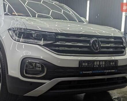 Белый Фольксваген T-Cross, объемом двигателя 1.2 л и пробегом 1 тыс. км за 21999 $, фото 33 на Automoto.ua