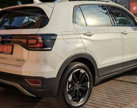 Белый Фольксваген T-Cross, объемом двигателя 1.2 л и пробегом 1 тыс. км за 21999 $, фото 48 на Automoto.ua