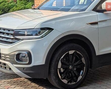 Белый Фольксваген T-Cross, объемом двигателя 1.2 л и пробегом 1 тыс. км за 21999 $, фото 36 на Automoto.ua
