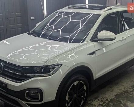 Белый Фольксваген T-Cross, объемом двигателя 1.2 л и пробегом 1 тыс. км за 21999 $, фото 83 на Automoto.ua
