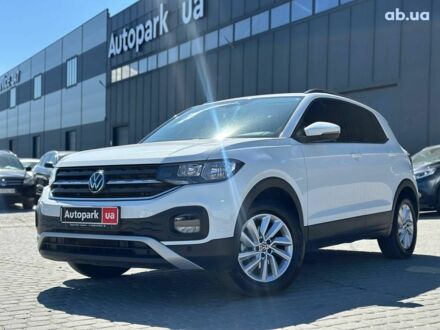 Белый Фольксваген T-Cross, объемом двигателя 1 л и пробегом 30 тыс. км за 22890 $, фото 1 на Automoto.ua
