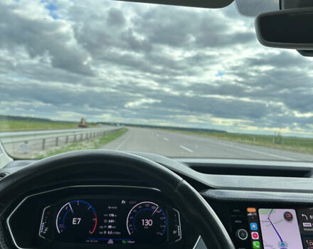 Черный Фольксваген T-Cross, объемом двигателя 1.6 л и пробегом 119 тыс. км за 23000 $, фото 51 на Automoto.ua