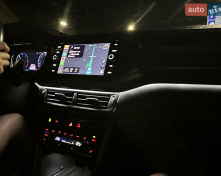 Черный Фольксваген T-Cross, объемом двигателя 1.6 л и пробегом 119 тыс. км за 23000 $, фото 37 на Automoto.ua