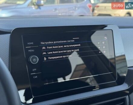 Жовтий Фольксваген T-Cross, об'ємом двигуна 1 л та пробігом 20 тис. км за 22200 $, фото 13 на Automoto.ua