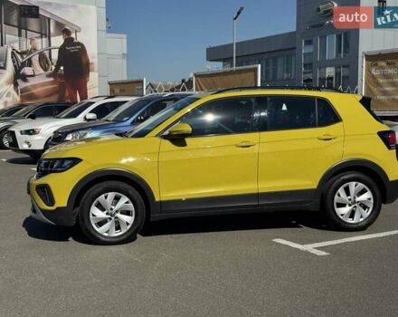 Жовтий Фольксваген T-Cross, об'ємом двигуна 1 л та пробігом 20 тис. км за 22200 $, фото 6 на Automoto.ua
