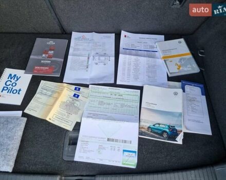 Серый Фольксваген T-Cross, объемом двигателя 1.6 л и пробегом 115 тыс. км за 23499 $, фото 93 на Automoto.ua