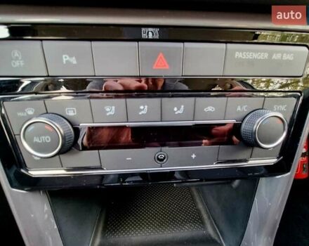 Серый Фольксваген T-Cross, объемом двигателя 1.6 л и пробегом 115 тыс. км за 22999 $, фото 59 на Automoto.ua