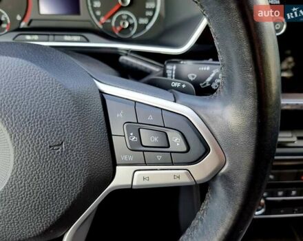 Серый Фольксваген T-Cross, объемом двигателя 1.6 л и пробегом 115 тыс. км за 23999 $, фото 47 на Automoto.ua