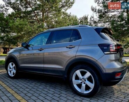 Серый Фольксваген T-Cross, объемом двигателя 1.6 л и пробегом 115 тыс. км за 23999 $, фото 13 на Automoto.ua