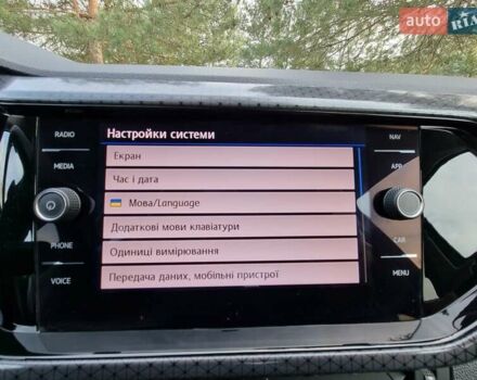 Серый Фольксваген T-Cross, объемом двигателя 1.6 л и пробегом 115 тыс. км за 23999 $, фото 74 на Automoto.ua