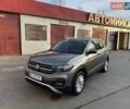 Серый Фольксваген T-Cross, объемом двигателя 1 л и пробегом 42 тыс. км за 19000 $, фото 1 на Automoto.ua