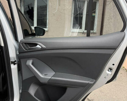 Серый Фольксваген T-Cross, объемом двигателя 1 л и пробегом 54 тыс. км за 19000 $, фото 22 на Automoto.ua