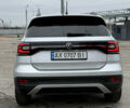 Серый Фольксваген T-Cross, объемом двигателя 1 л и пробегом 54 тыс. км за 19000 $, фото 5 на Automoto.ua