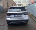 Серый Фольксваген T-Cross, объемом двигателя 1 л и пробегом 53 тыс. км за 19000 $, фото 4 на Automoto.ua