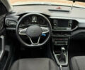Серый Фольксваген T-Cross, объемом двигателя 1 л и пробегом 54 тыс. км за 19000 $, фото 18 на Automoto.ua