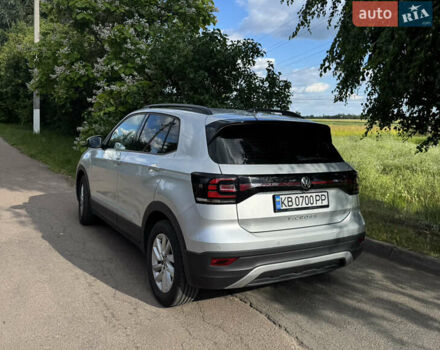 Серый Фольксваген T-Cross, объемом двигателя 1 л и пробегом 43 тыс. км за 23100 $, фото 3 на Automoto.ua
