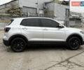 Серый Фольксваген T-Cross, объемом двигателя 1 л и пробегом 54 тыс. км за 19000 $, фото 3 на Automoto.ua