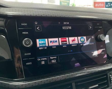 Синий Фольксваген T-Cross, объемом двигателя 1.6 л и пробегом 135 тыс. км за 19990 $, фото 32 на Automoto.ua