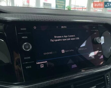 Синий Фольксваген T-Cross, объемом двигателя 1.6 л и пробегом 135 тыс. км за 19990 $, фото 35 на Automoto.ua