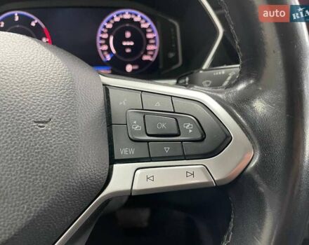 Синий Фольксваген T-Cross, объемом двигателя 1.6 л и пробегом 135 тыс. км за 19990 $, фото 25 на Automoto.ua